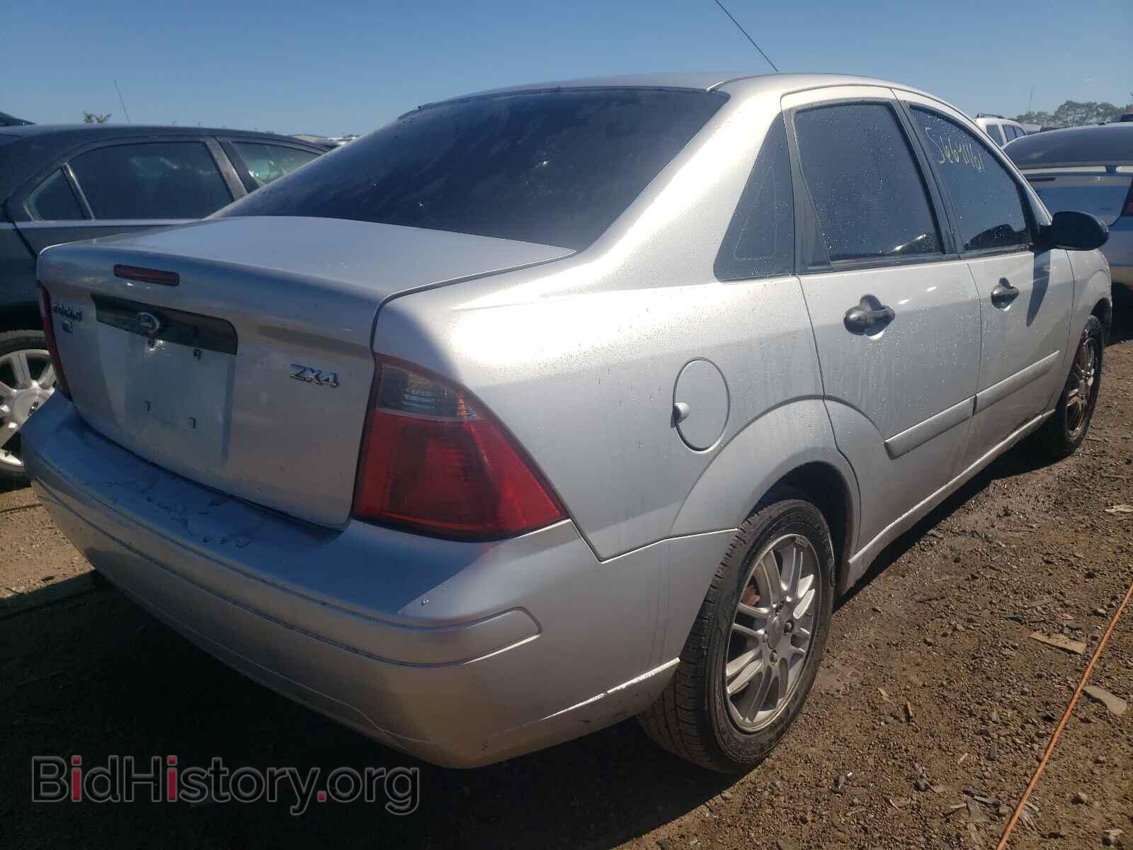 2006 FORD FOCUS - VIN: 1FAFP34N16W124321 - Фото 4