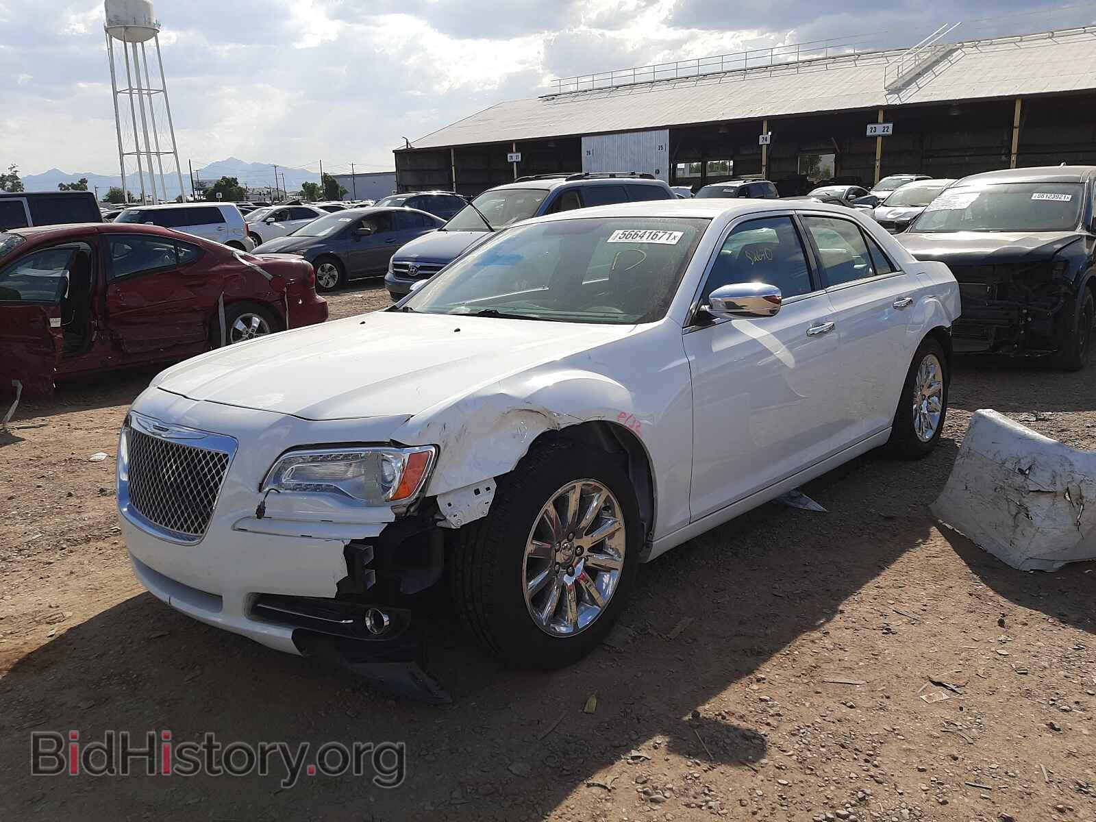 2013 CHRYSLER 300 - VIN: 2C3CCAEG0DH606596 - Фото 2