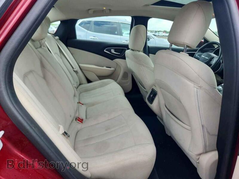 2016 Chrysler 200 (VIN 1C3CCCAB8GN168444) — photo 10 of 14