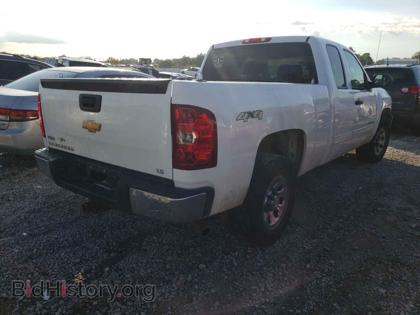2012 CHEVROLET SILVERADO - VIN: 1GCRKREA6CZ303324 - Фото 4