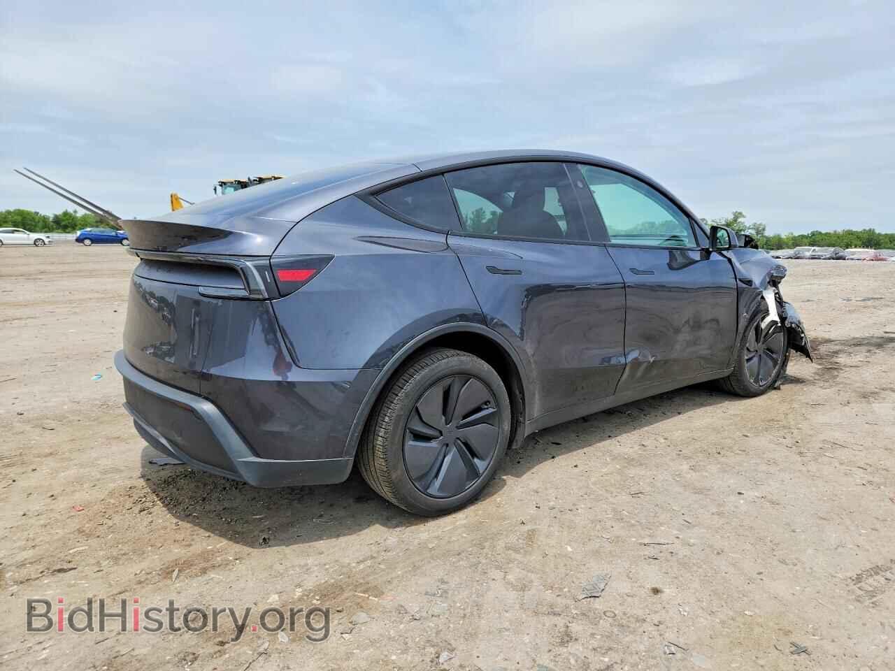 2026 TESLA MODEL Y - VIN: 7SAYGDED1TA433303 - Photo 3