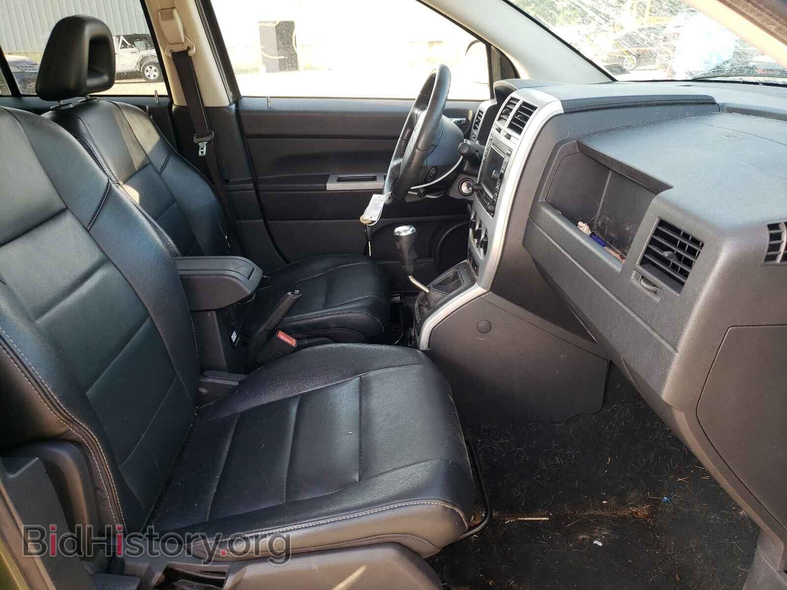 2008 JEEP COMPASS - VIN: 1J8FT57W08D633233 - Фото 5