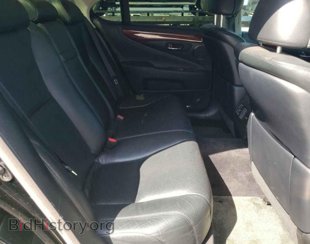 2012 LEXUS LS460 - VIN: JTHBL5EF1C5111897 - Photo 10