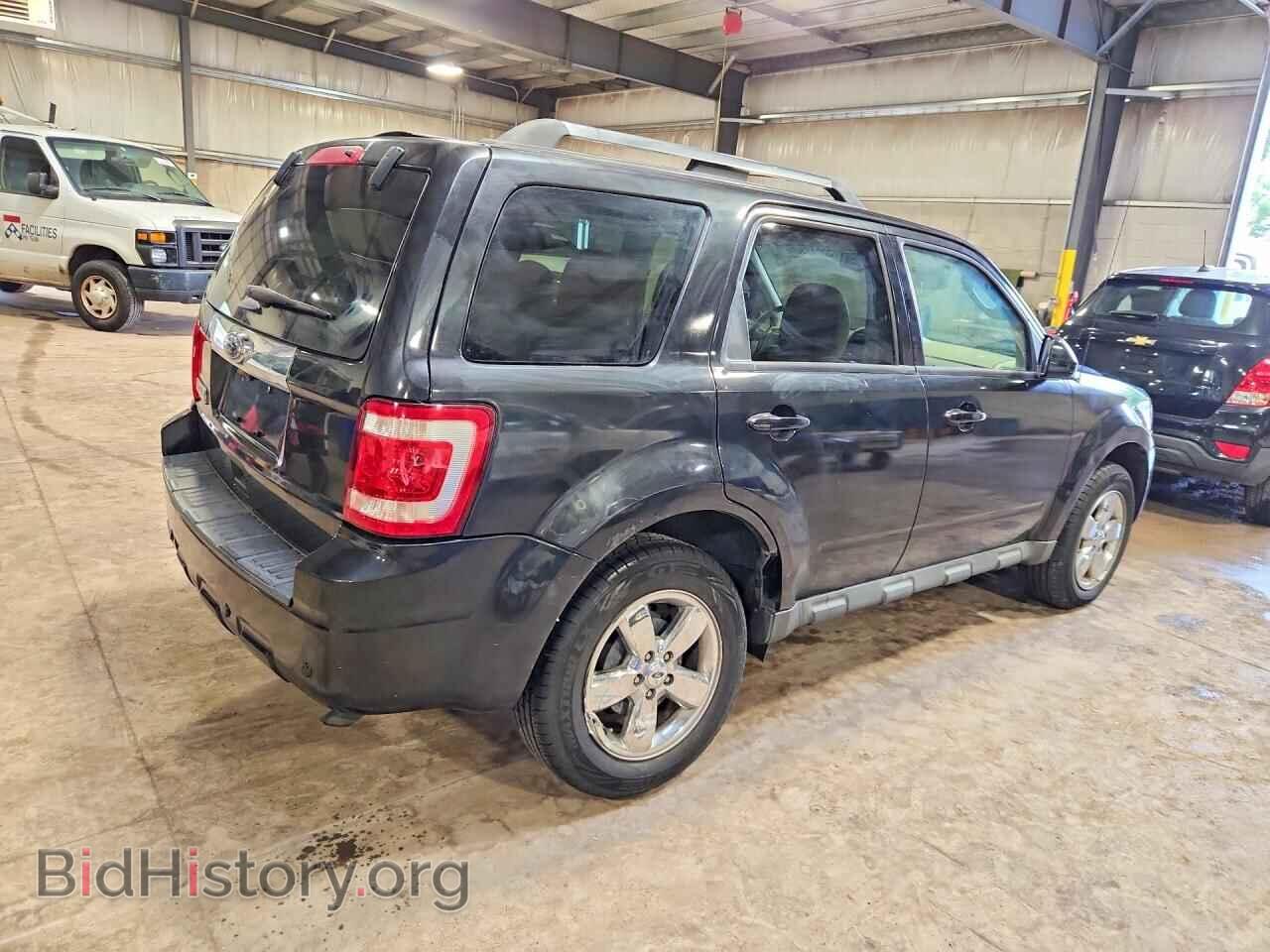 2011 FORD ESCAPE - VIN: 1FMCU9EG9BKA72152 - Фото 3