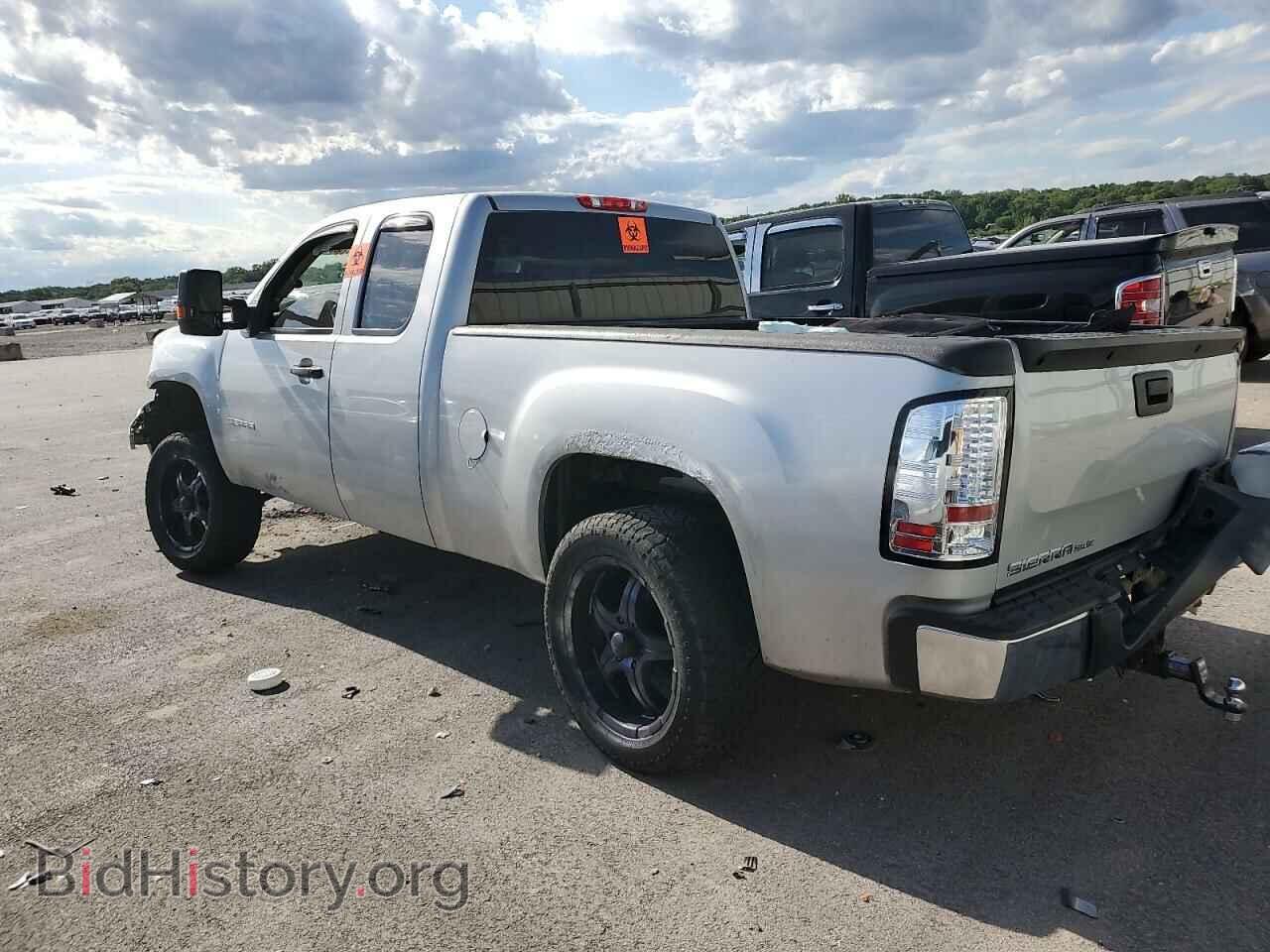 2013 GMC SIERRA - VIN: 1GTR2VE75DZ238870 - Фото 2