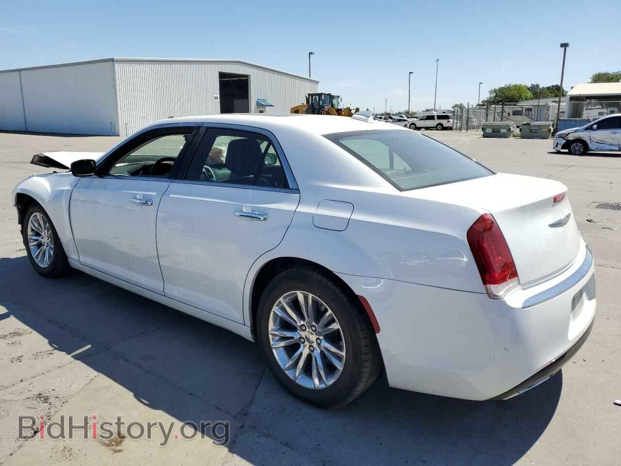 2015 CHRYSLER 300 - VIN: 2C3CCAEG9FH903756 - Фото 2