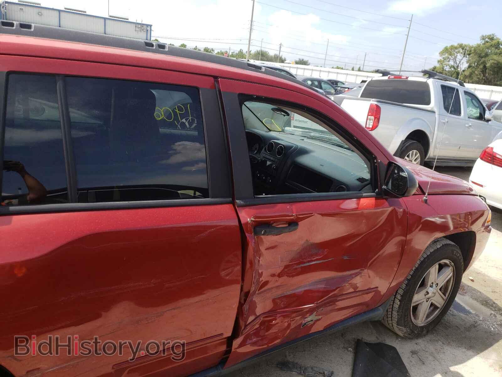 2010 JEEP COMPASS - VIN: 1J4NT1FB2AD640940 - Photo 9