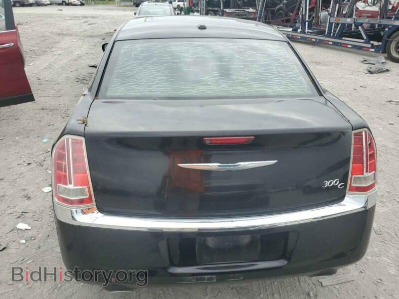 2013 Chrysler 300 (VIN 2C3CCAET9DH527599) — photo 6 of 12