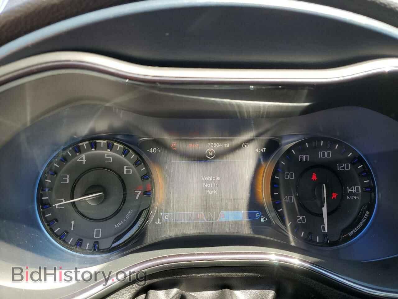 2016 CHRYSLER 200 - VIN: 1C3CCCDG1GN119738 - Фото 9