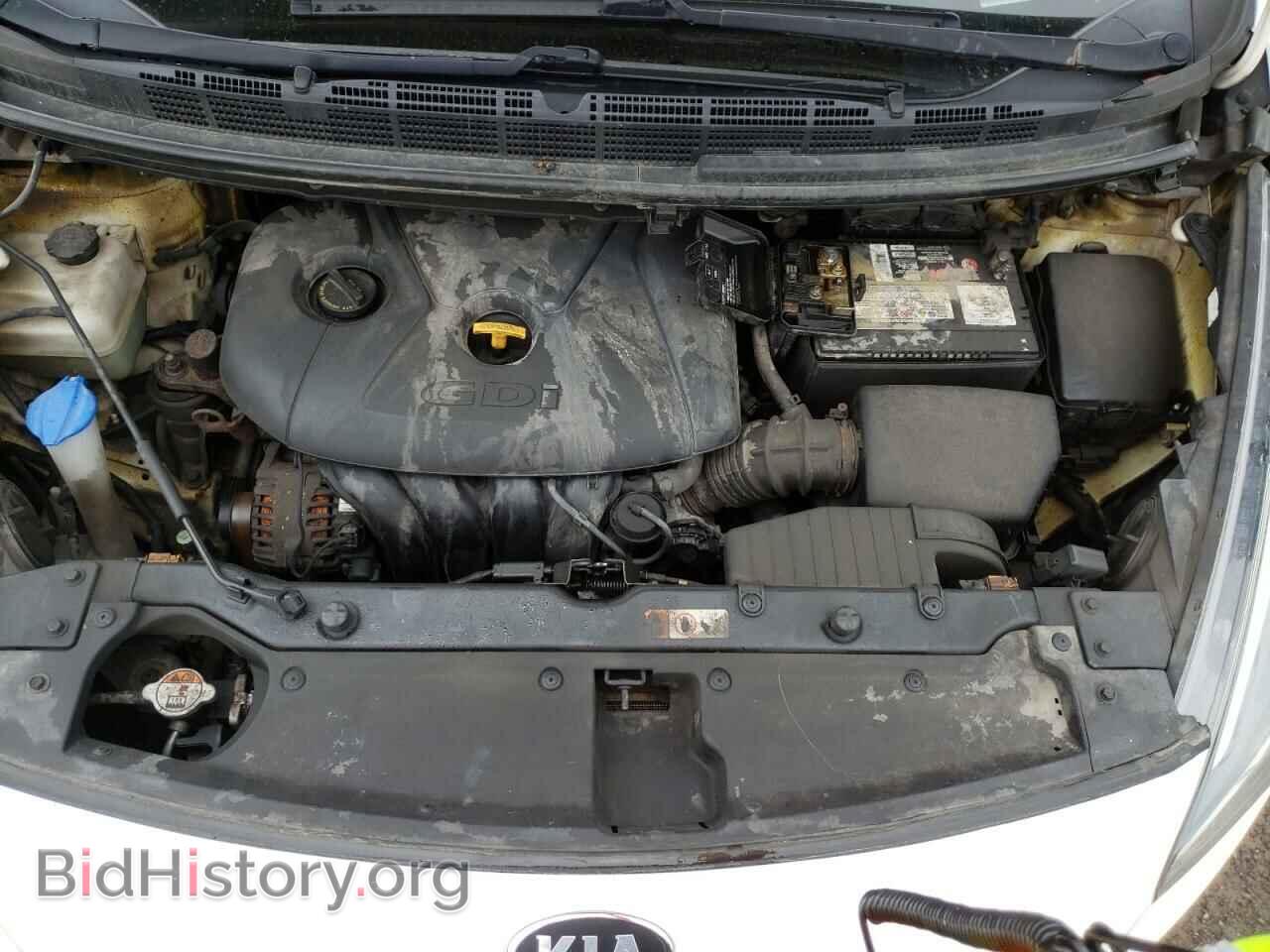 2014 KIA RONDO - VIN: KNAHU8A34E7006779 - Фото 11