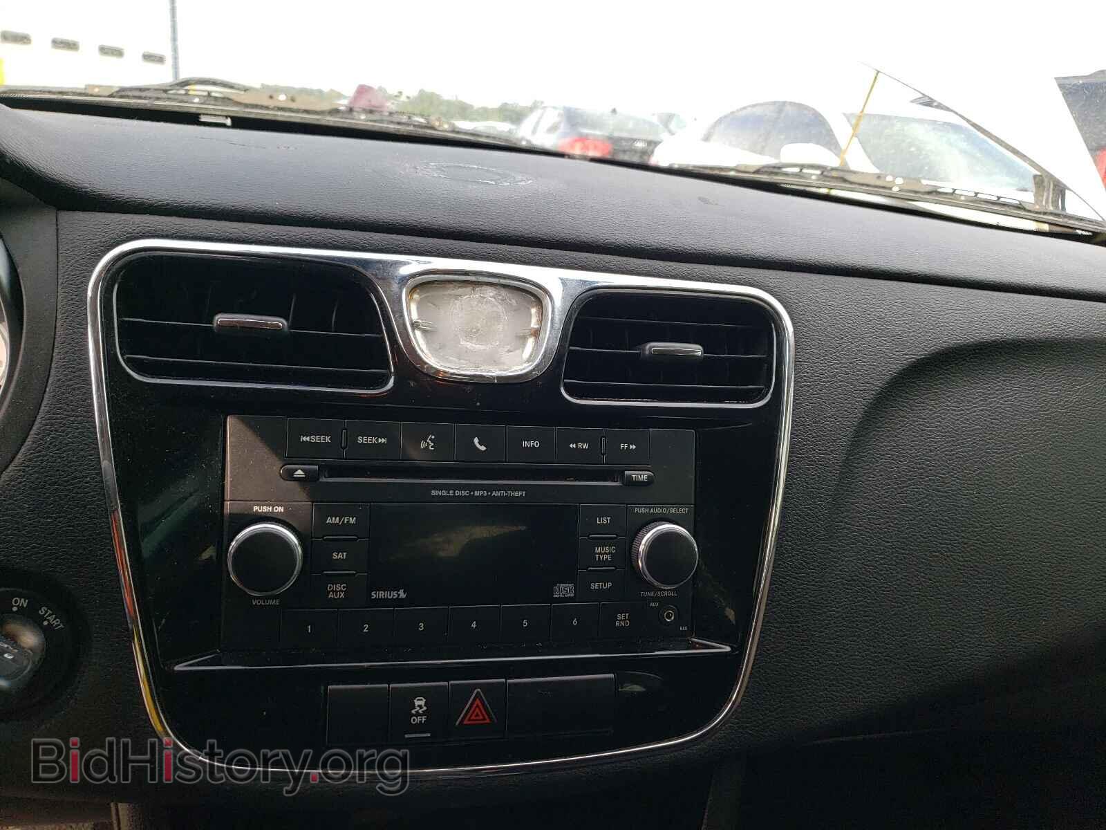 2012 CHRYSLER 200 - VIN: 1C3CCBAB5CN174271 - Фото 9