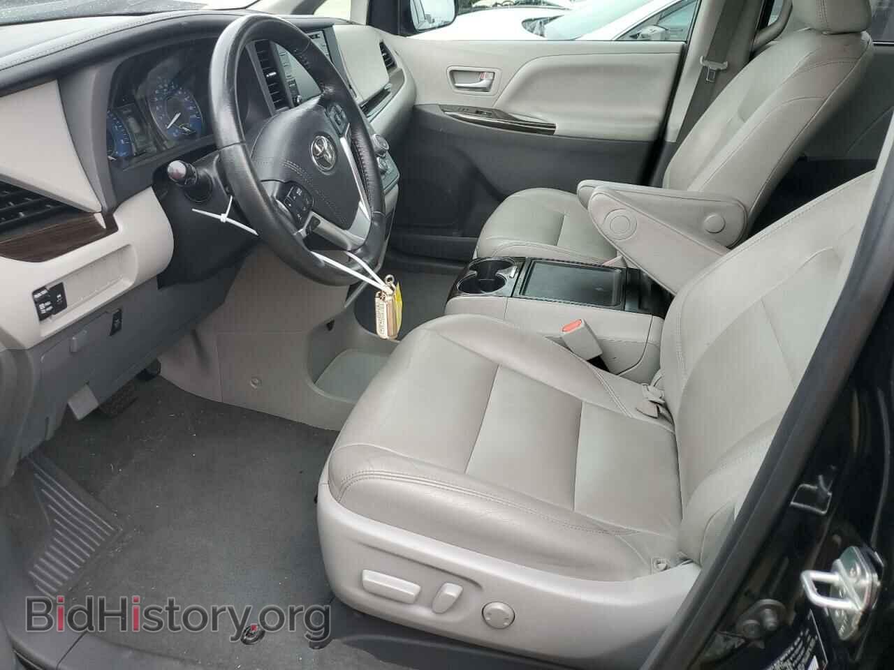 2020 TOYOTA All Models - VIN: 5TDYZ3DC4LS080970 - Фото 7