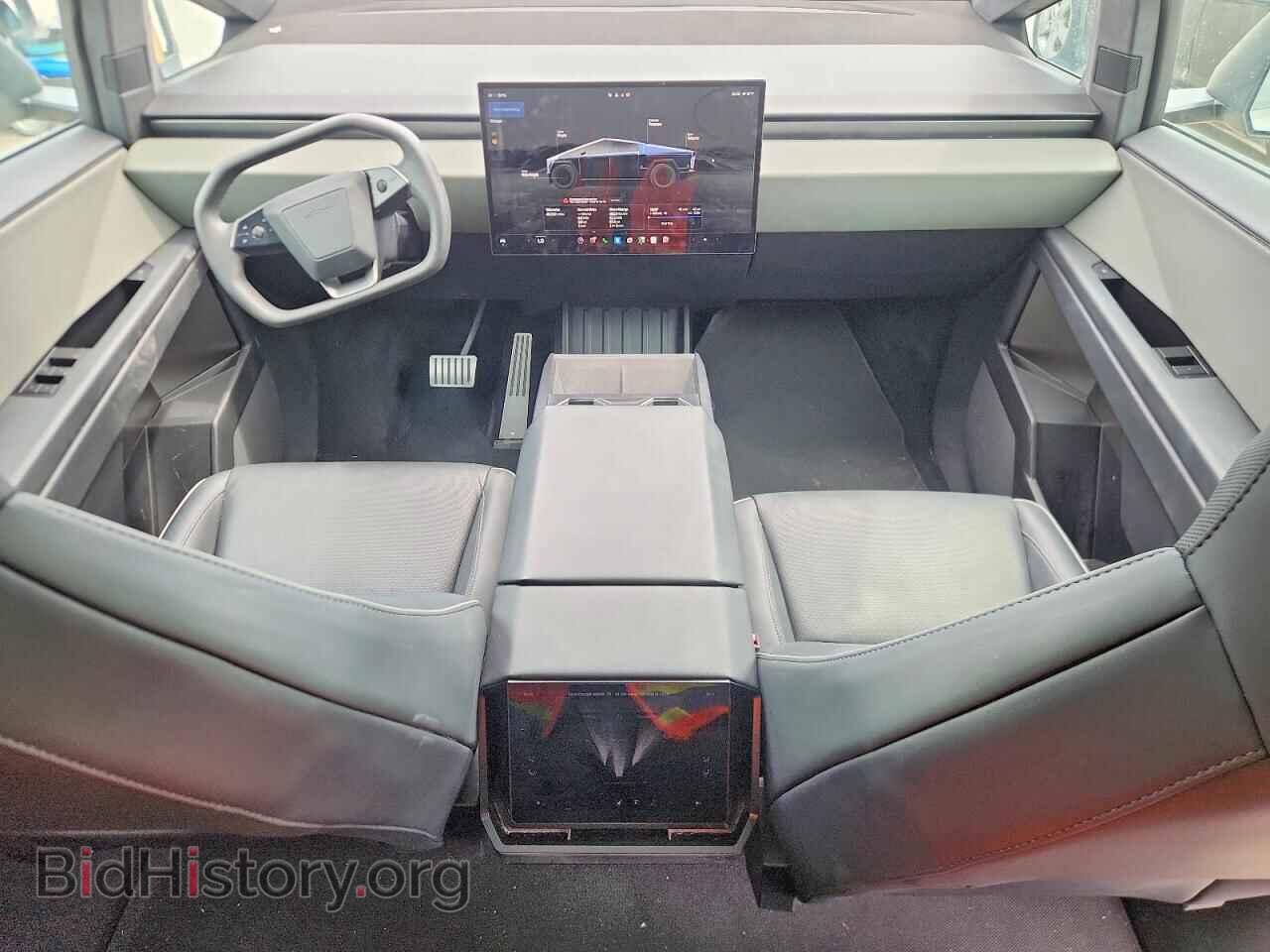 2024 TESLA CYBERTRUCK - VIN: 7G2CEHED1RA051069 - Photo 8