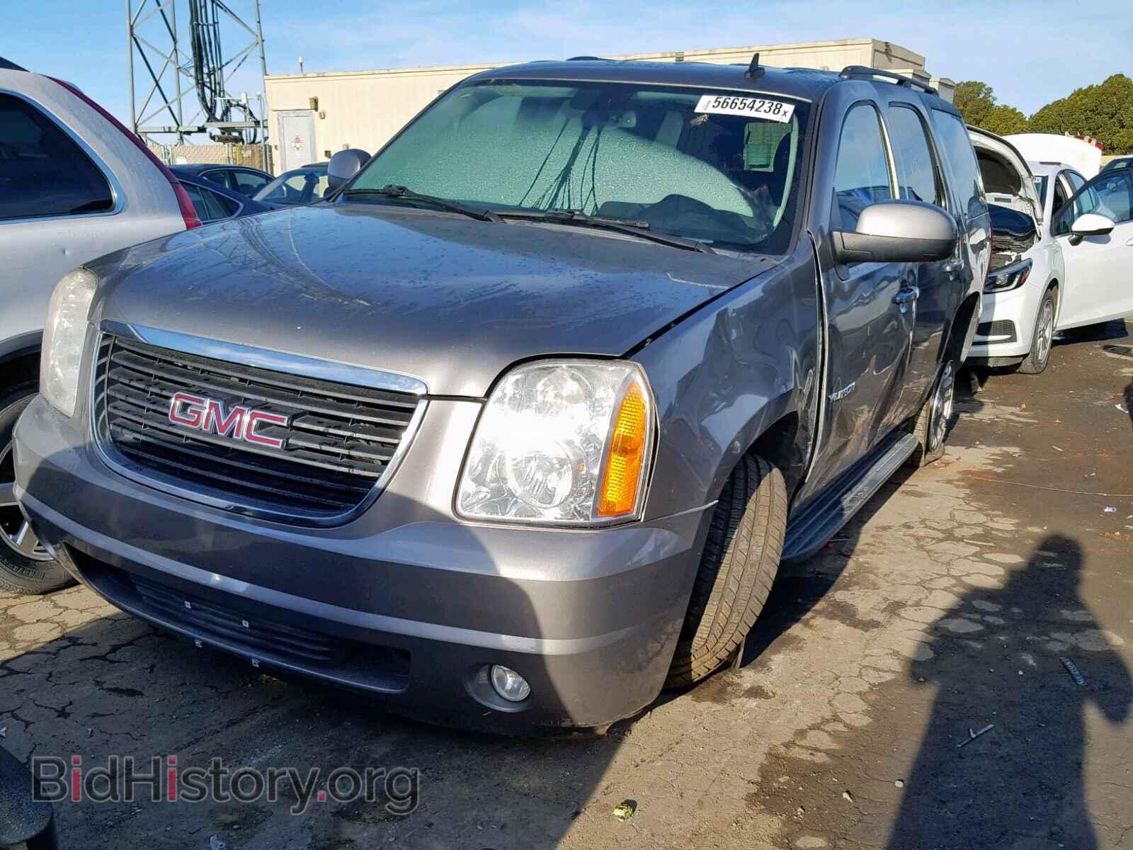 2008 GMC YUKON - VIN: 1GKFC13J98J190936 - Фото 2