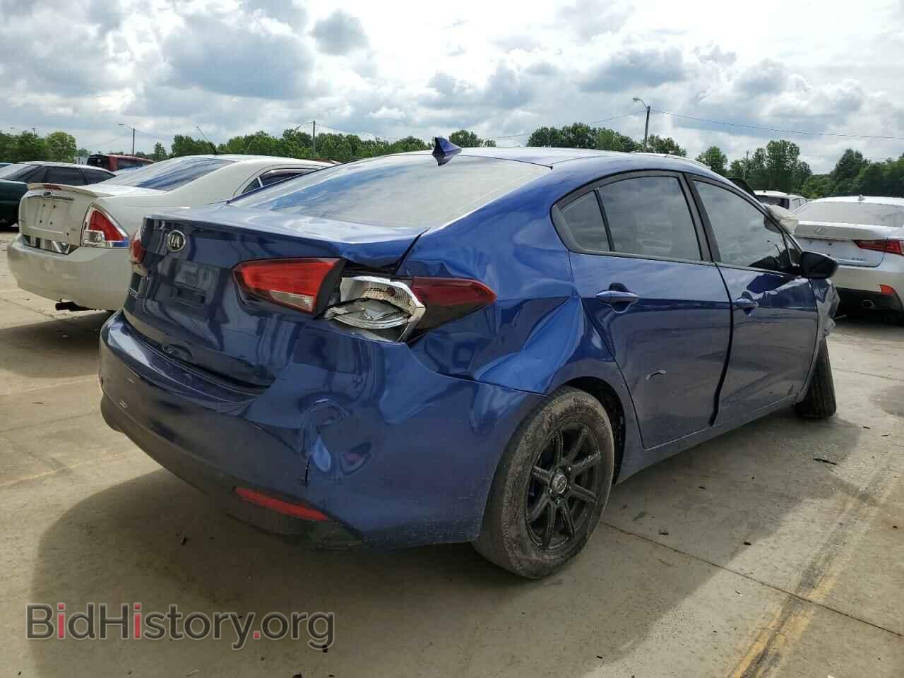 2017 KIA FORTE - VIN: 3KPFK4A78HE122549 - Фото 3