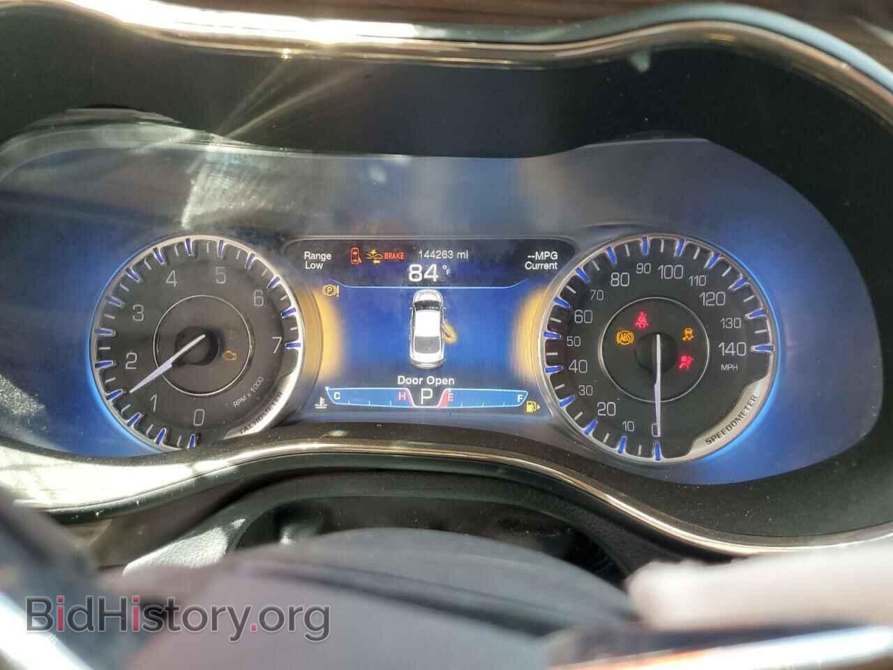 2015 CHRYSLER 200 - VIN: 1C3CCCCG7FN633741 - Фото 9