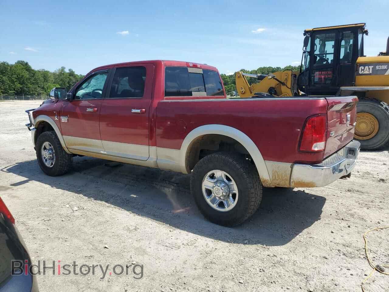 2011 DODGE All Models - VIN: 3D7UT2CL1BG575173 - Photo 2
