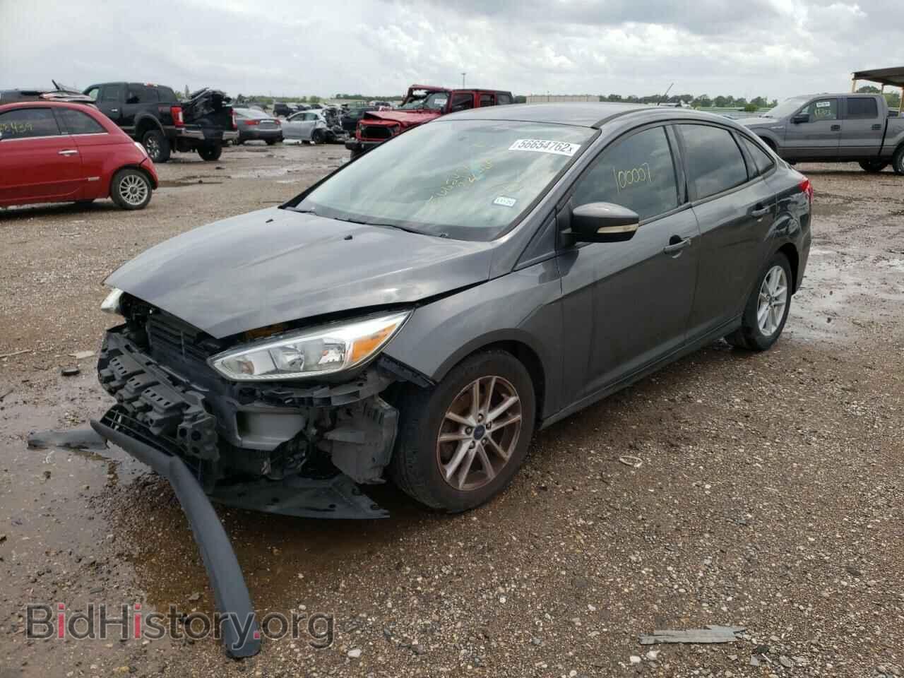2017 FORD FOCUS - VIN: 1FADP3F2XHL222469 - Photo 2