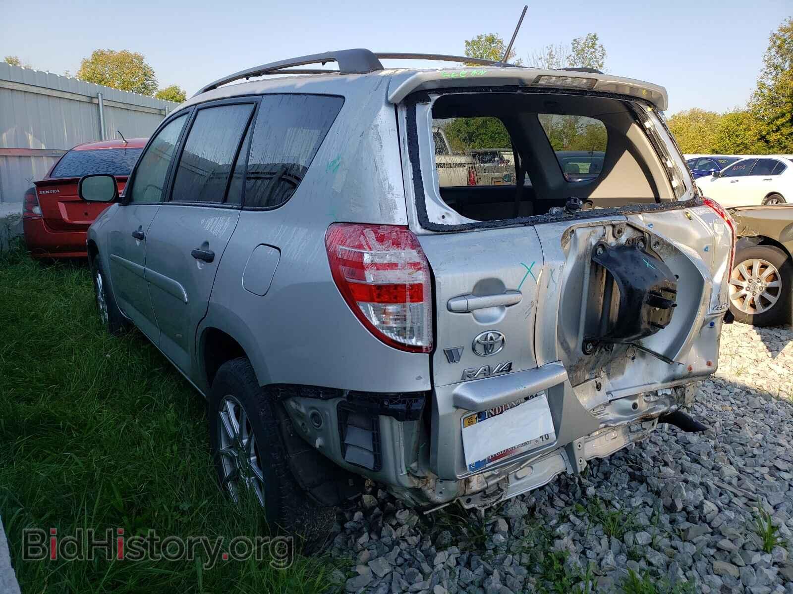 2011 TOYOTA RAV4 - VIN: 2T3BF4DVXBW116809 - Фото 3