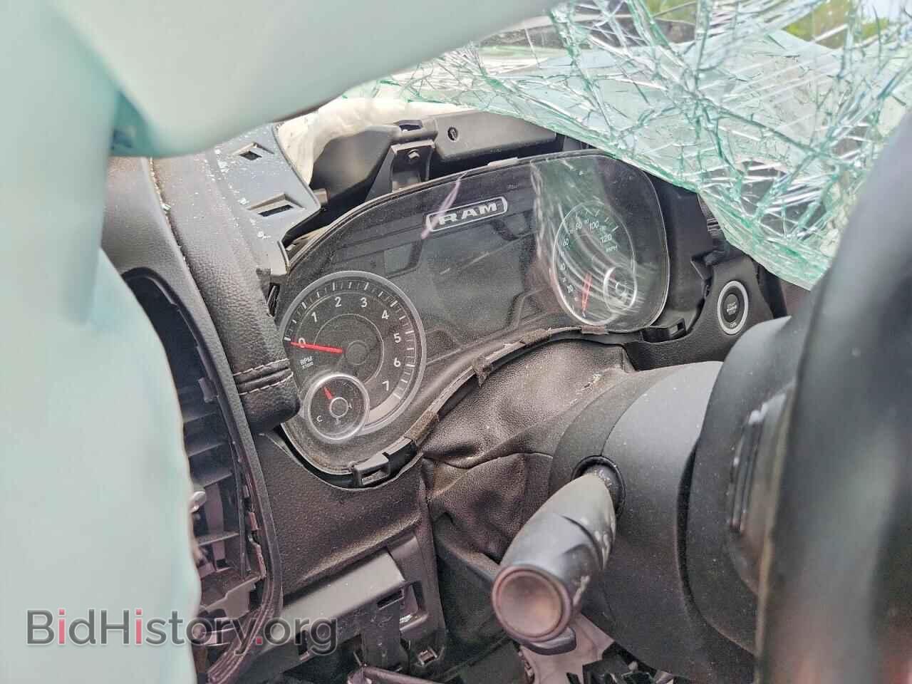 2019 RAM 1500 - VIN: 1C6SRFJT1KN504483 - Фото 9