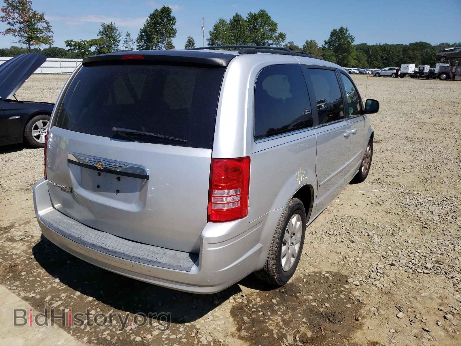 2008 CHRYSLER MINIVAN - VIN: 2A8HR54PX8R653233 - Фото 4