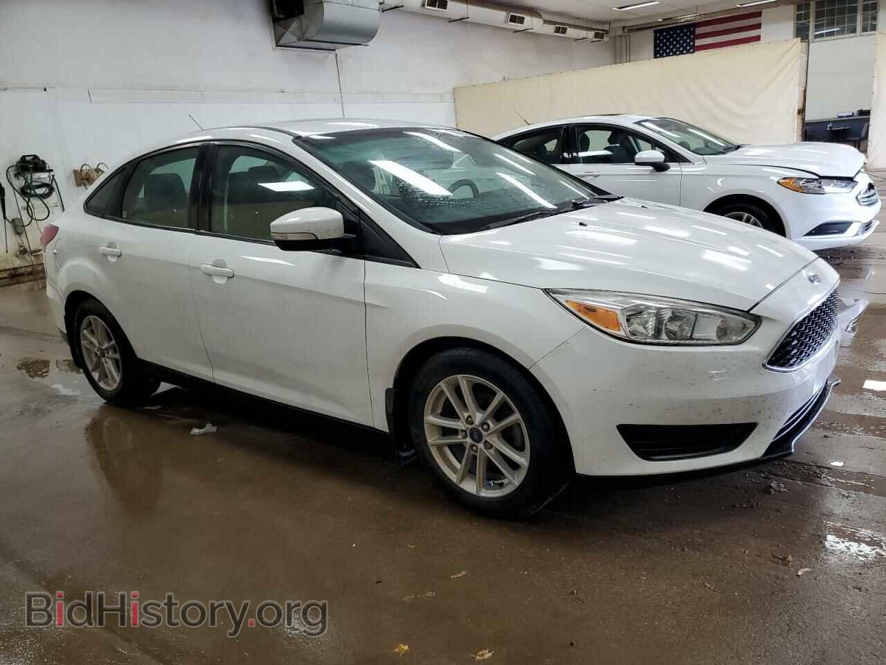 2017 FORD FOCUS - VIN: 1FADP3F2XHL329991 - Фото 4