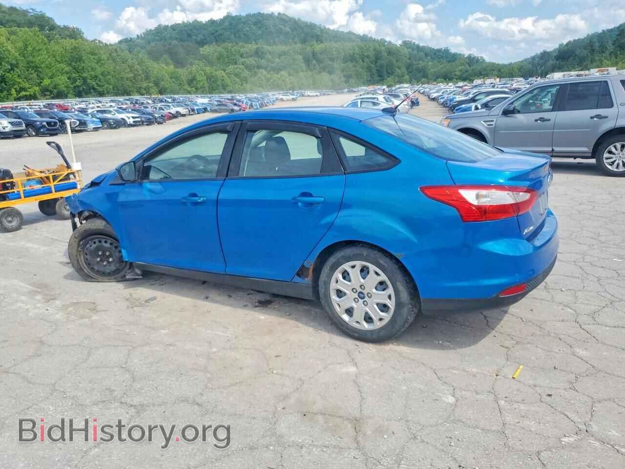 2012 FORD FOCUS - VIN: 1FAHP3F23CL255601 - Фото 2
