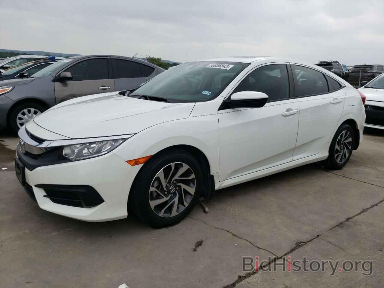 Photo 2HGFC2F79JH538275 - HONDA CIVIC 2018