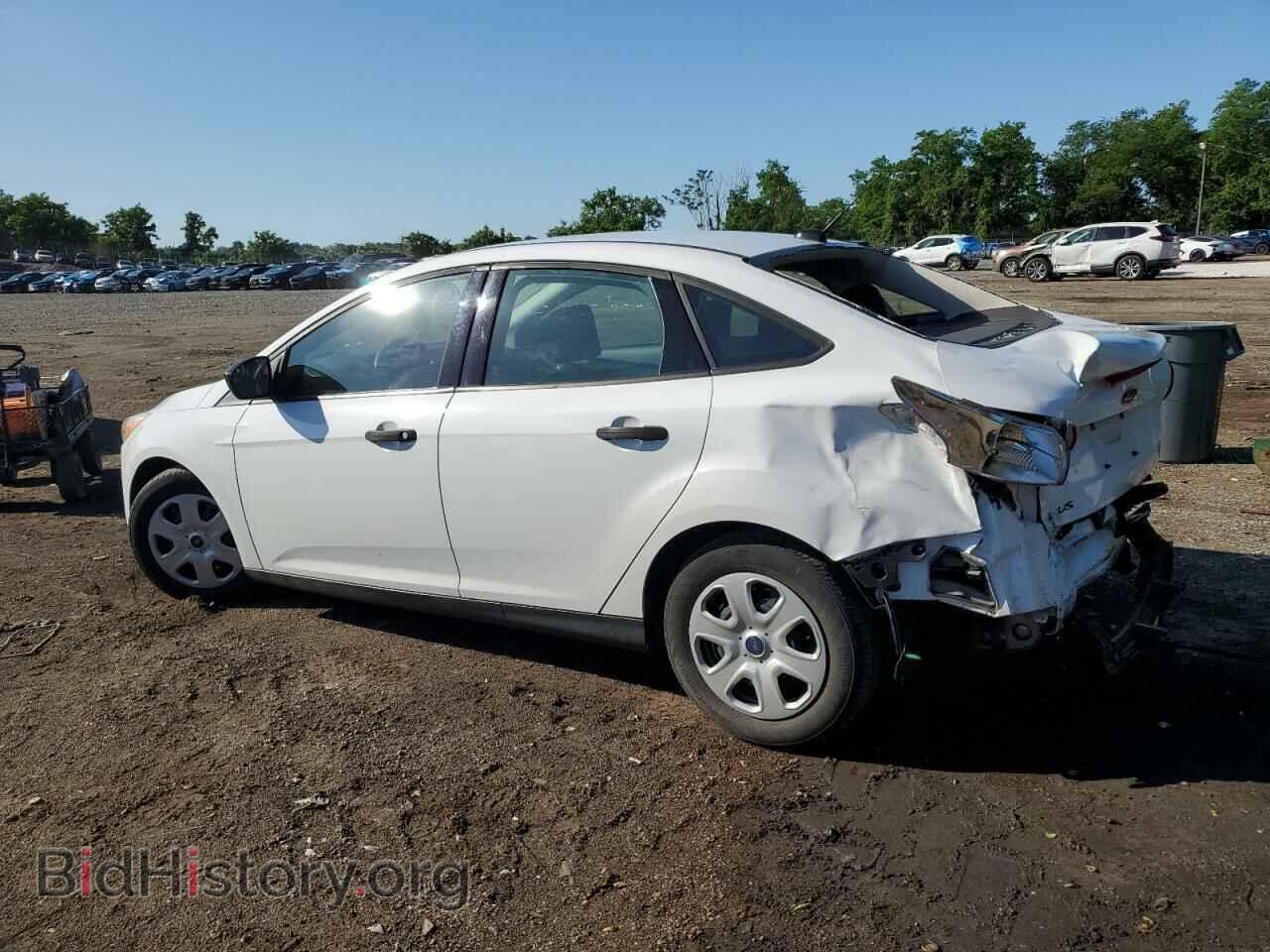 2018 FORD FOCUS - VIN: 1FADP3E26JL217566 - Photo 2