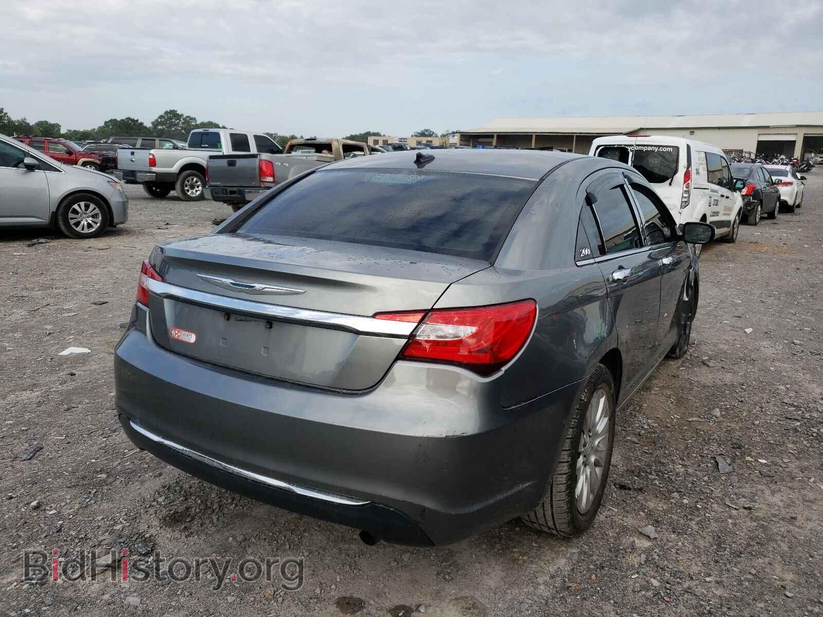 2011 CHRYSLER 200 - VIN: 1C3BC4FB9BN617956 - Фото 4