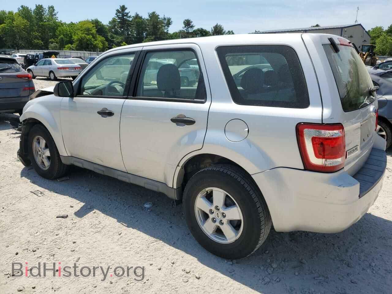 2009 FORD ESCAPE - VIN: 1FMCU92749KB77048 - Фото 2