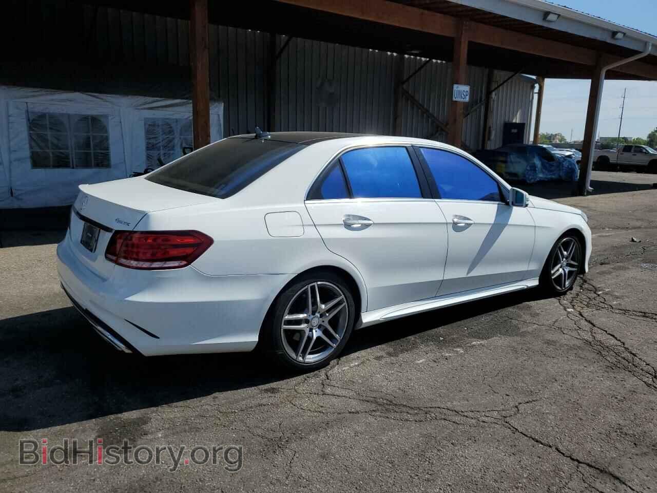 2015 MERCEDES-BENZ E-CLASS - VIN: WDDHF8JB1FB136821 - Фото 3