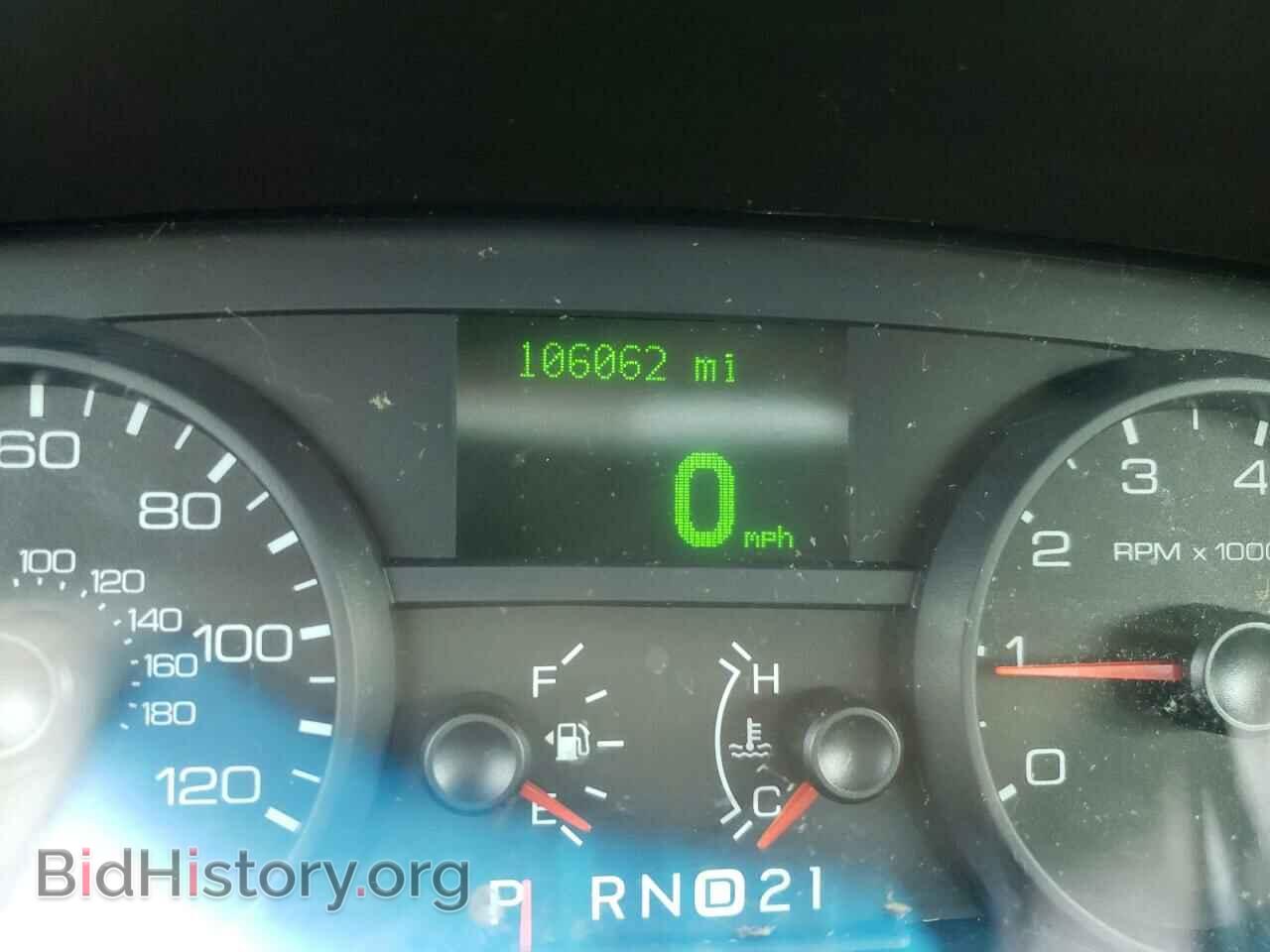 2011 FORD CROWN VIC - VIN: 2FABP7EV7BX132555 - Фото 8