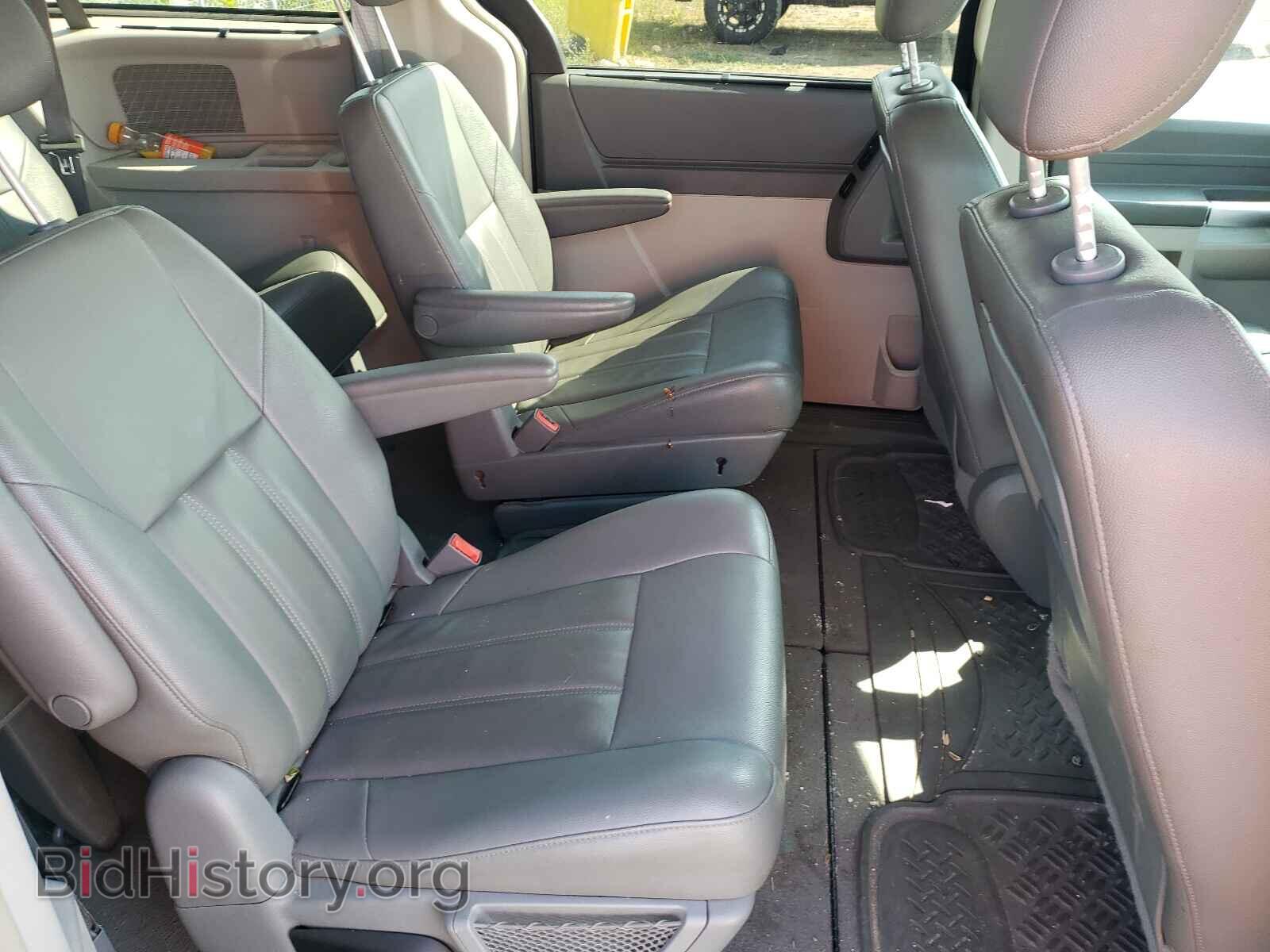 2008 CHRYSLER MINIVAN - VIN: 2A8HR54P18R765354 - Фото 6