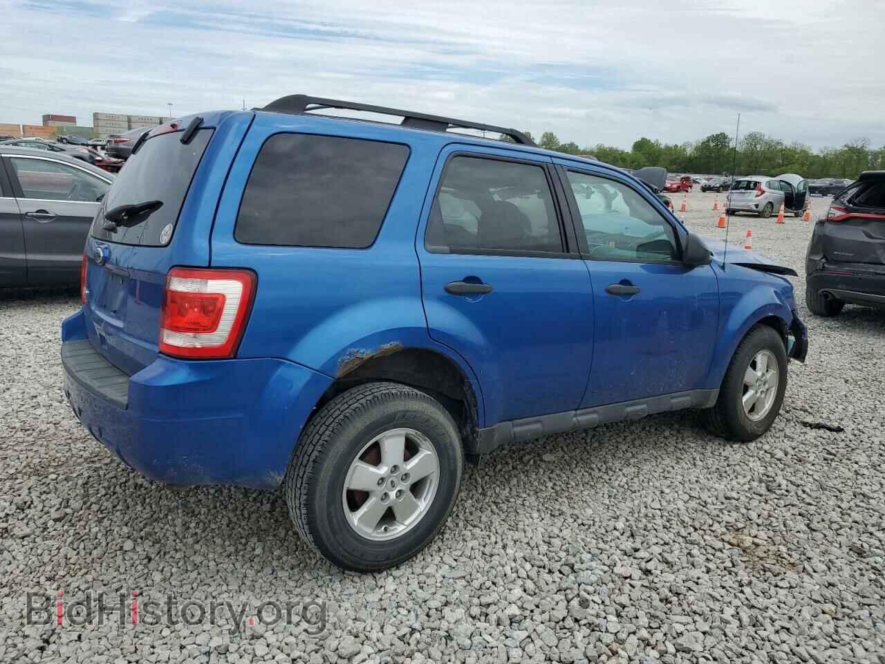 2011 FORD ESCAPE - VIN: 1FMCU0D70BKC22761 - Фото 3