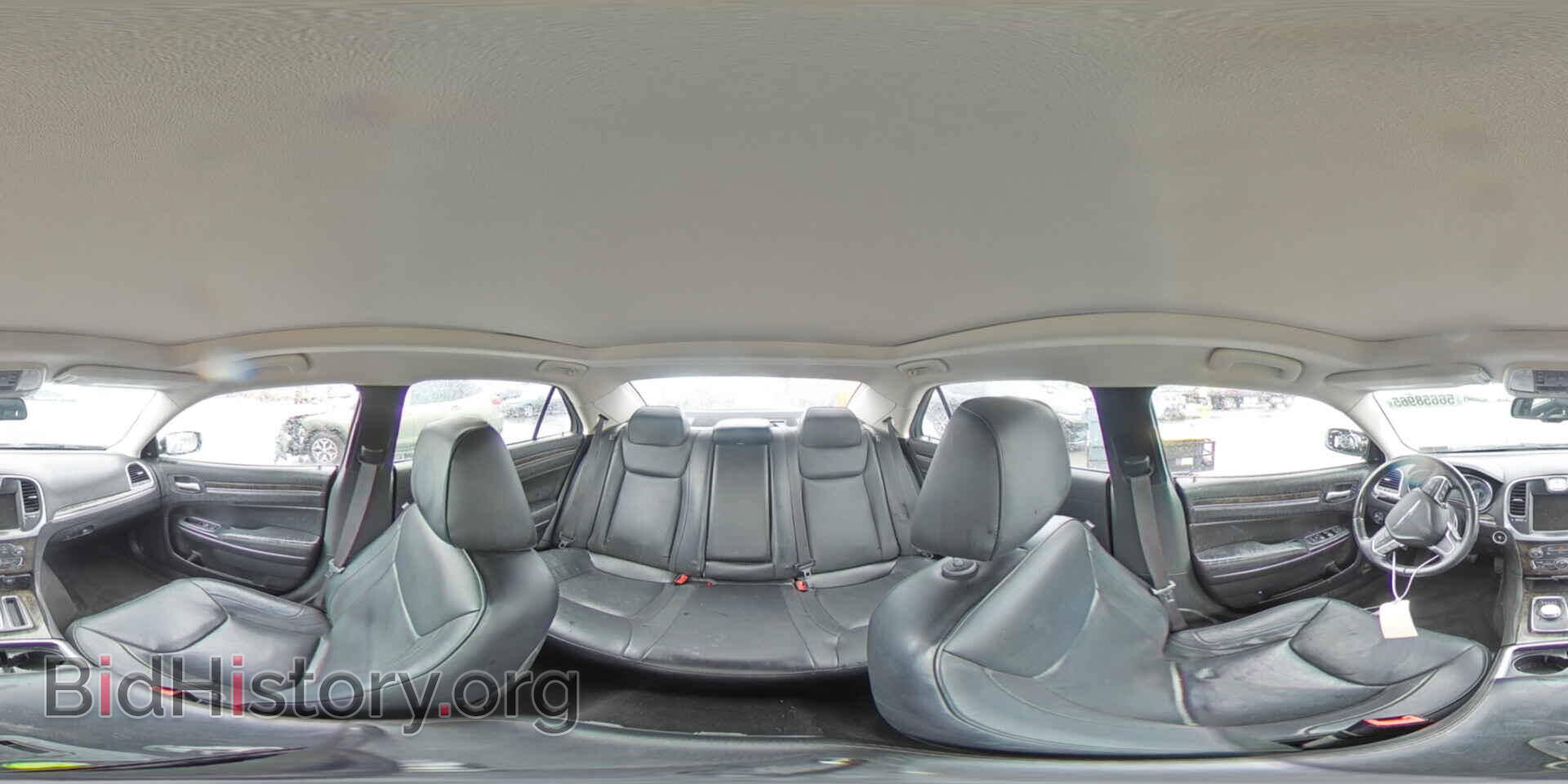 2015 CHRYSLER 300 - VIN: 2C3CCAKG2FH888277 - Фото 14