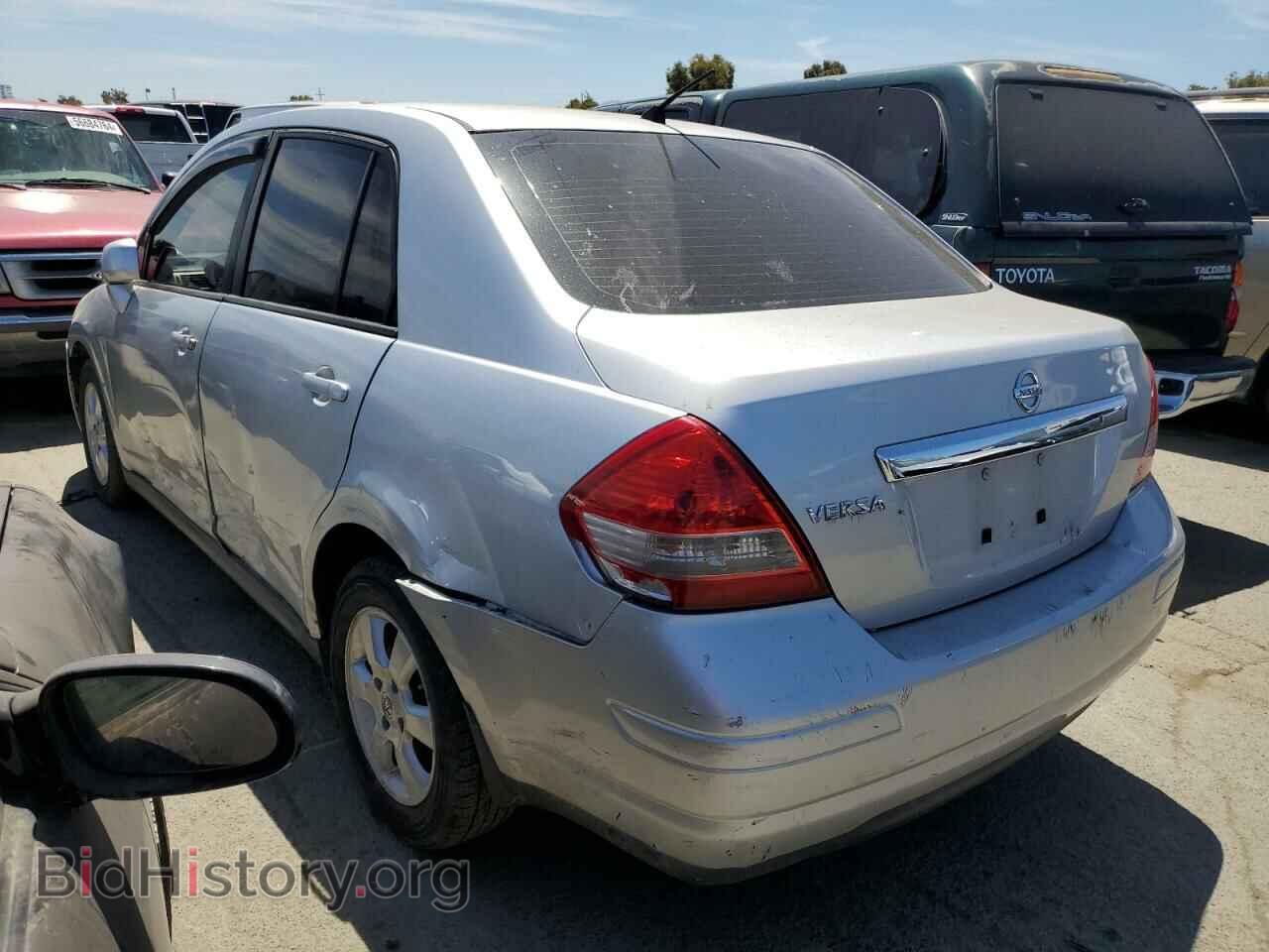 2011 NISSAN VERSA - VIN: 3N1BC1AP2BL452381 - Фото 2