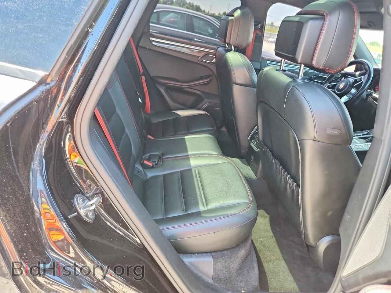 2017 PORSCHE MACAN - VIN: WP1AG2A56HLB55912 - Photo 11