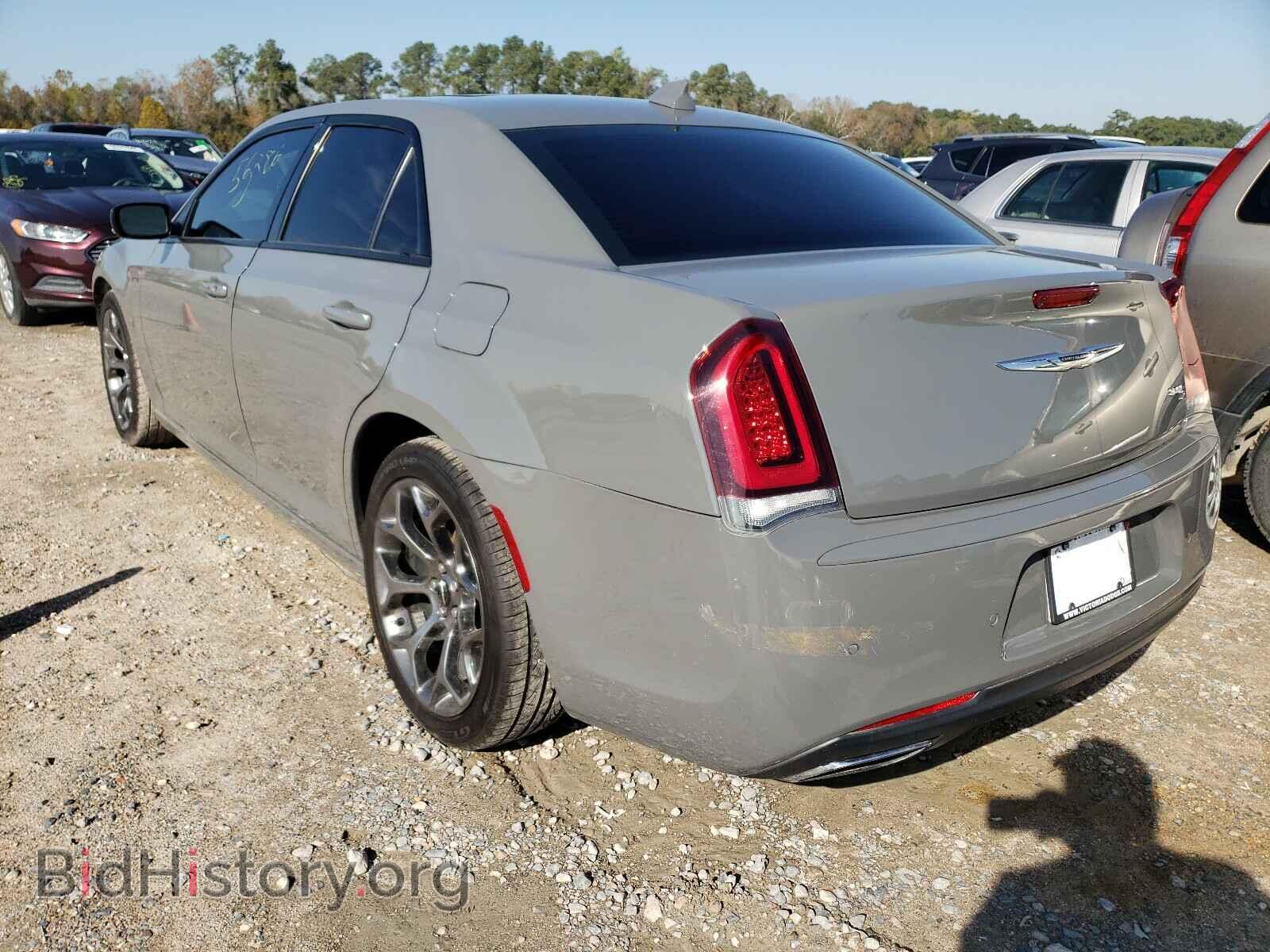 2018 CHRYSLER 300 - VIN: 2C3CCABG3JH191175 - Фото 3