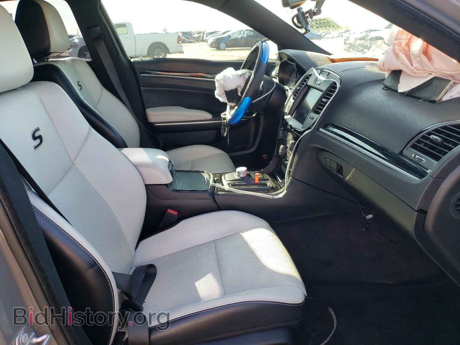 2018 CHRYSLER 300 - VIN: 2C3CCABG3JH191175 - Фото 5