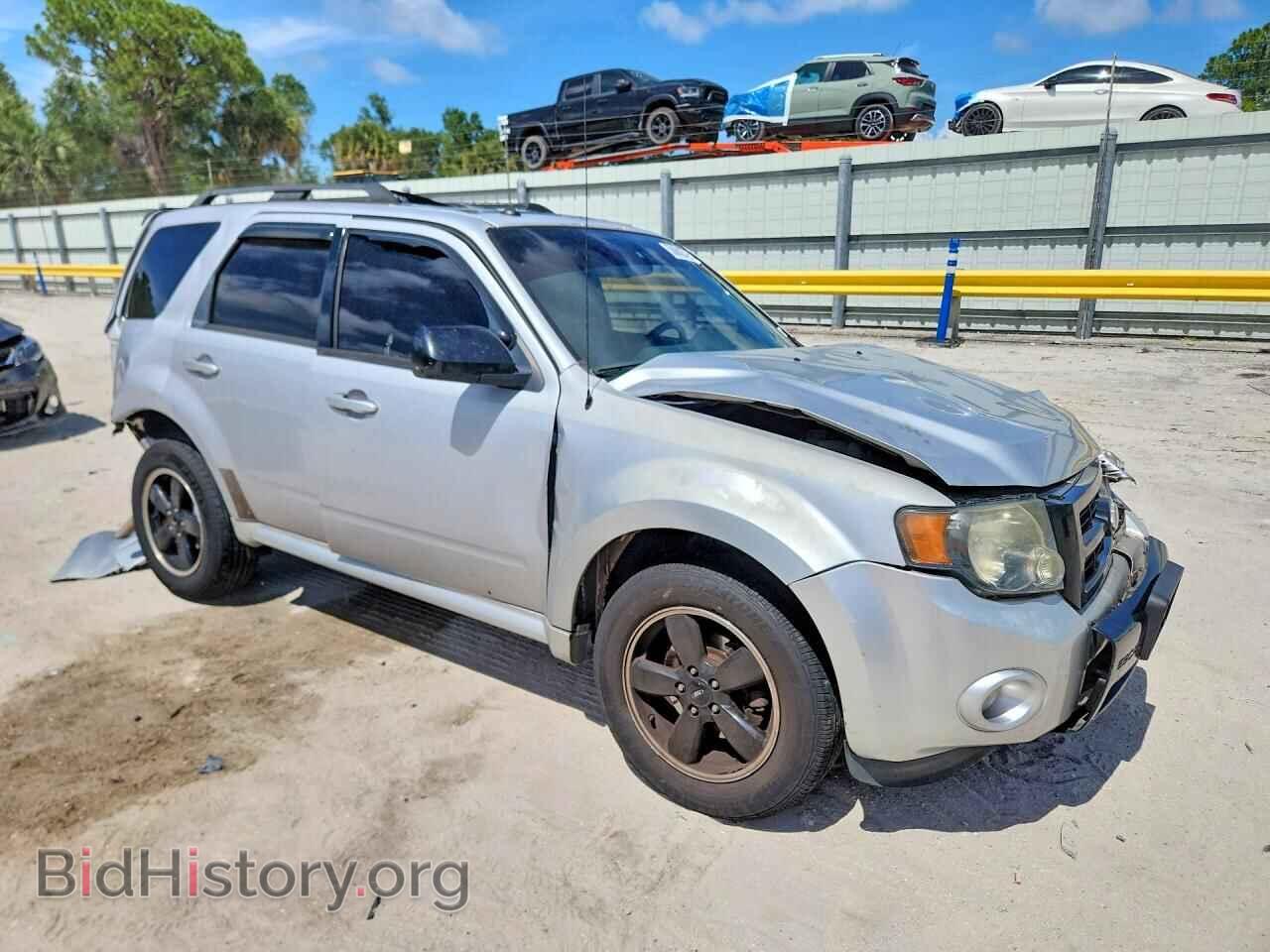 2011 FORD ESCAPE - VIN: 1FMCU0D70BKB01633 - Photo 4