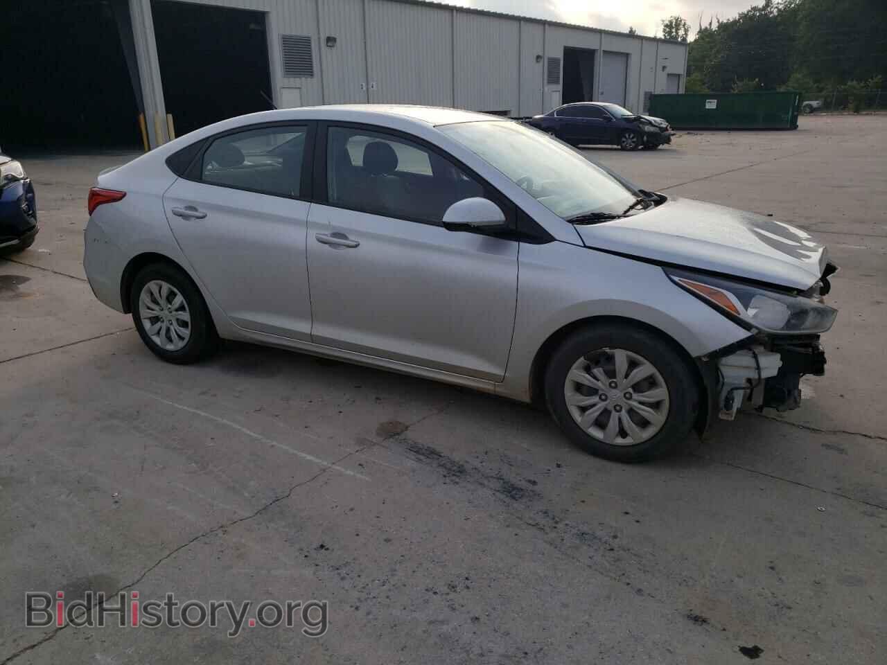 2019 HYUNDAI ACCENT - VIN: 3KPC24A35KE057084 - Фото 4