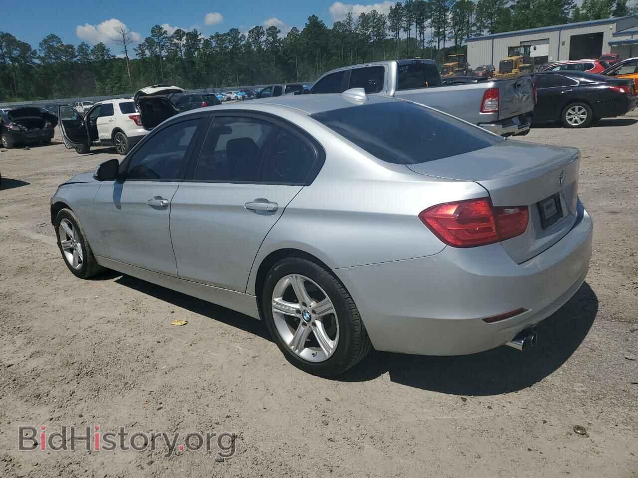 2014 BMW 3 SERIES - VIN: WBA3A5C57EF606184 - Фото 2