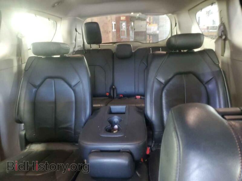 2020 Chrysler PACIFICA (VIN 2C4RC1EG1LR108678) — photo 10 of 13