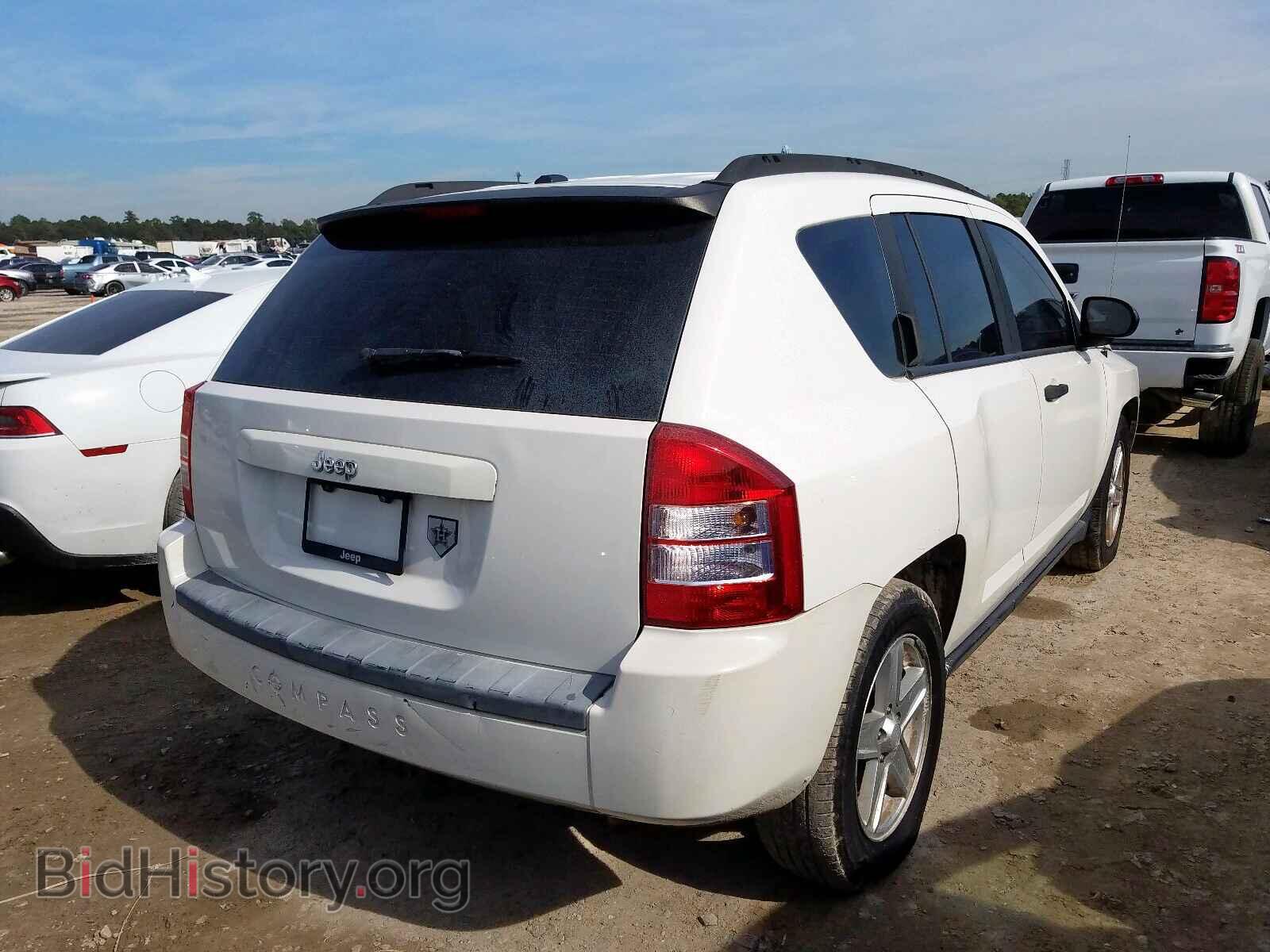 2007 JEEP COMPASS - VIN: 1J8FT47007D241809 - Фото 4