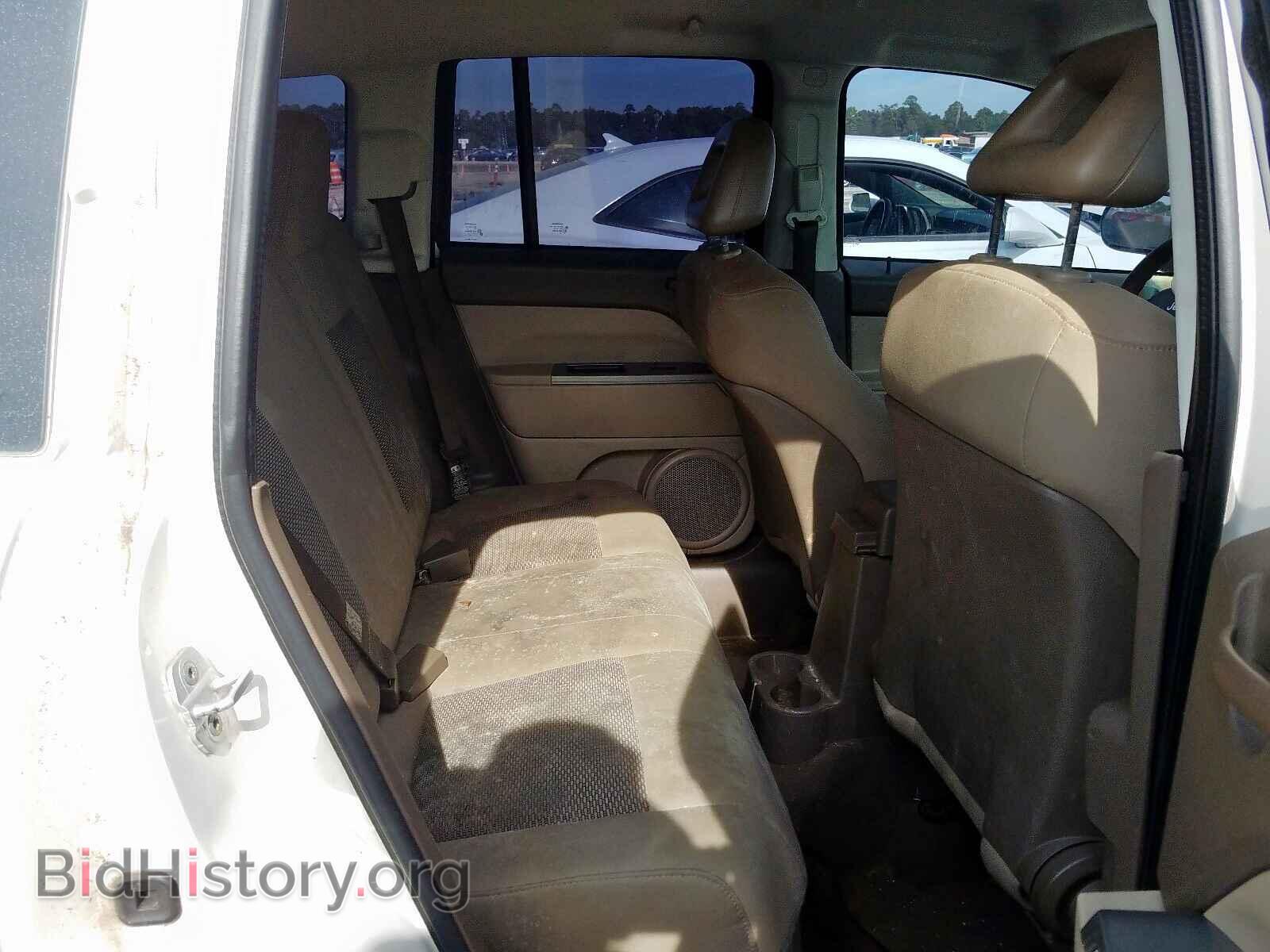 2007 JEEP COMPASS - VIN: 1J8FT47007D241809 - Фото 6