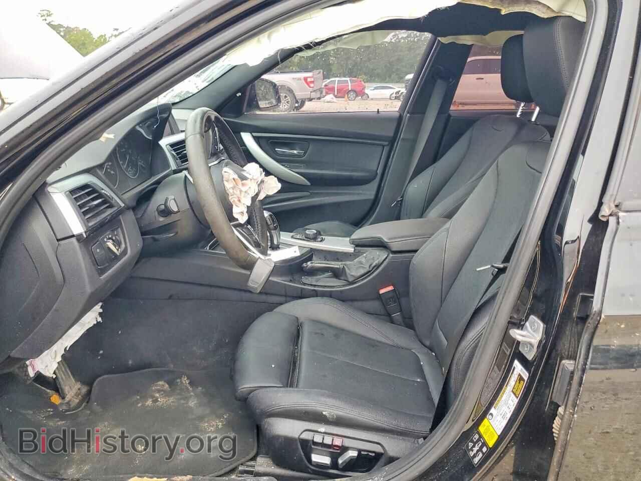 2017 BMW 3 SERIES - VIN: WBA8A3C32HA066950 - Photo 7