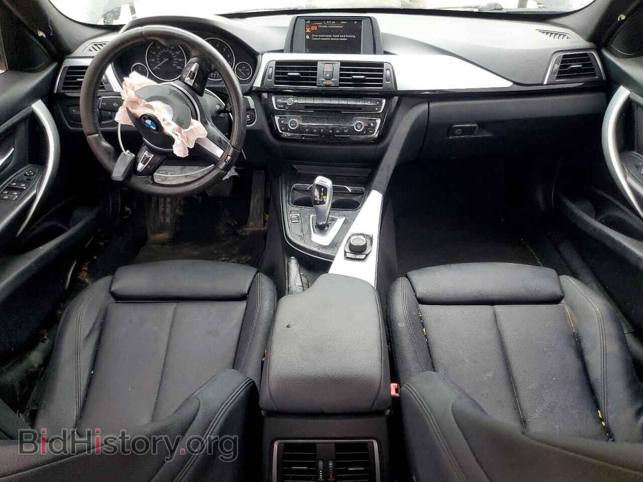 2017 BMW 3 SERIES - VIN: WBA8A3C32HA066950 - Photo 8