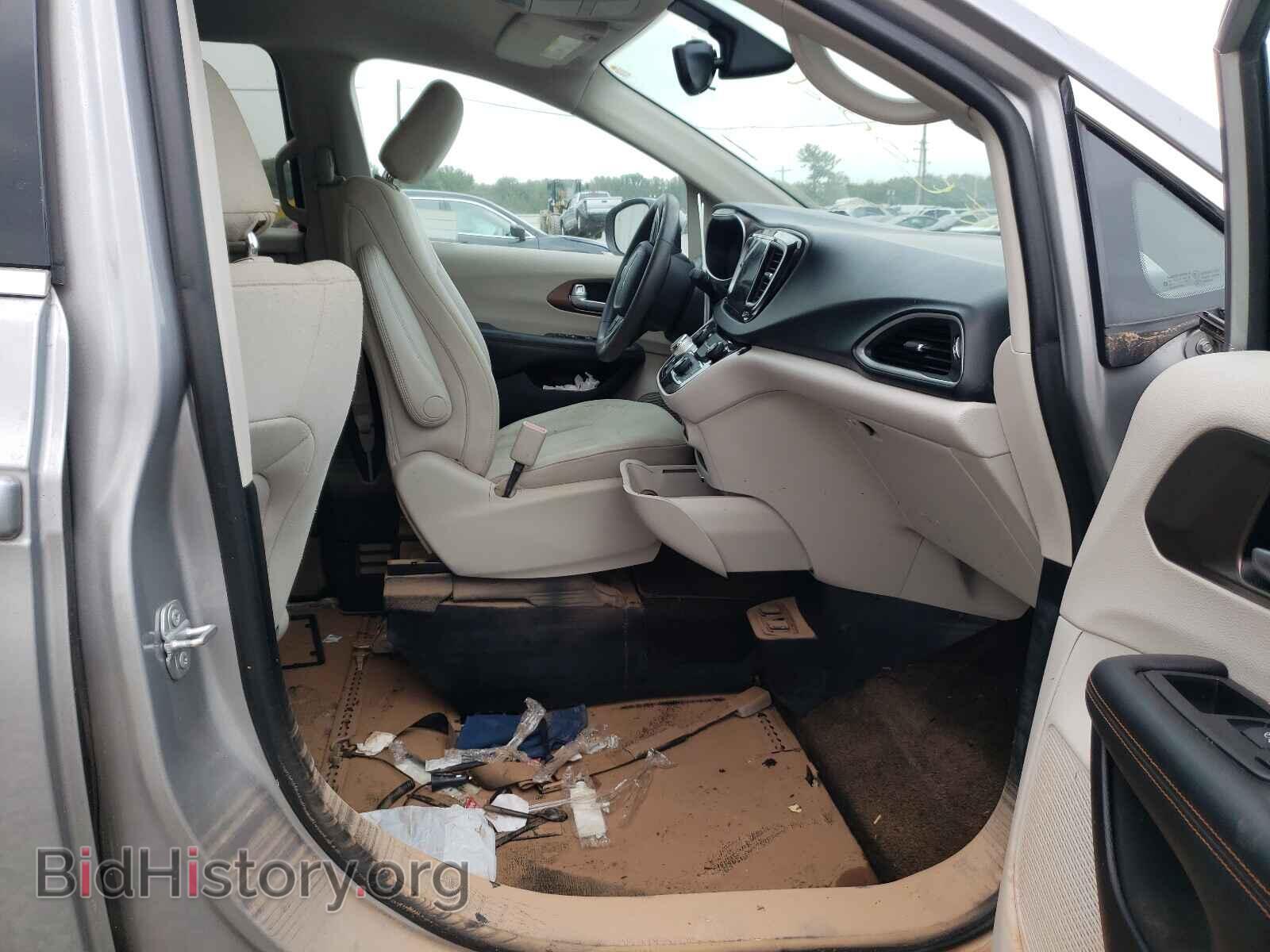2017 CHRYSLER PACIFICA - VIN: 2C4RC1DG5HR554938 - Photo 5
