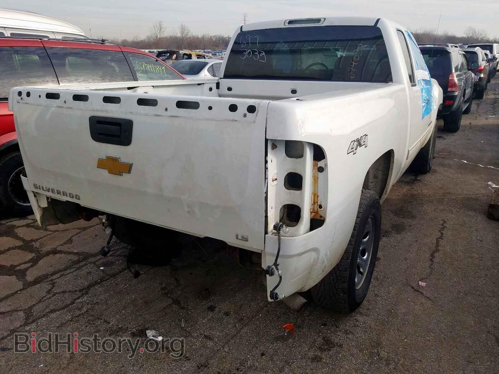 2011 CHEVROLET SILVERADO - VIN: 1GCRKREA2BZ396227 - Photo 4